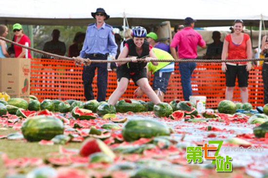 大吃一惊！全球十大最“肮脏”的节日