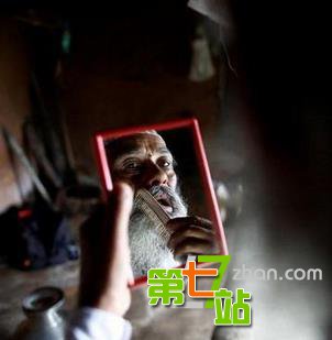 为忘丧妻之痛 老汉竟干这种事