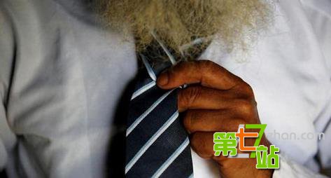 为忘丧妻之痛 老汉竟干这种事