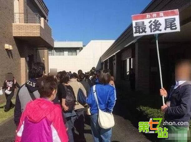牢饭竟还有人抢着吃！日本监狱文化祭