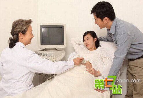 女子口述：去医院做妇科检查竟被摸遍全身