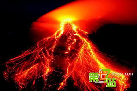 惊天谜团：地球上外星人基地入口竟是火山？