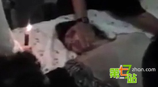 惊悚！女子听自己死后露诡异笑容