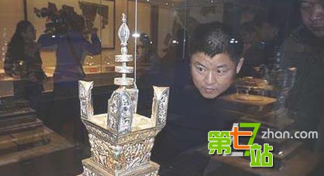 白蛇之谜:原来是雷峰塔地宫藏宝藏