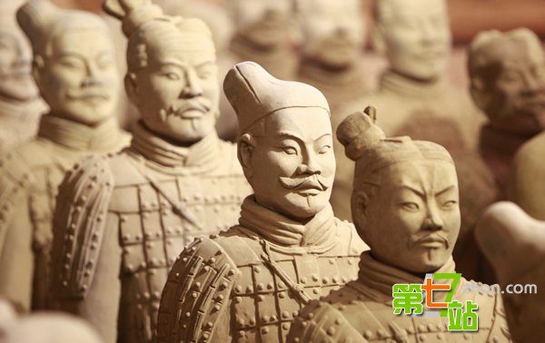 秦始皇陵墓未解之谜：兵马俑竟杀死项羽