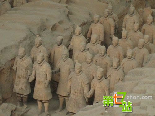 秦始皇陵墓未解之谜：兵马俑竟杀死项羽