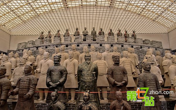 秦始皇陵墓未解之谜：兵马俑竟杀死项羽
