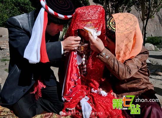 塔吉克斯坦：一场婚礼是整片高原的盛典