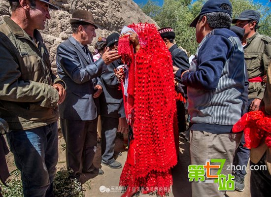 塔吉克斯坦：一场婚礼是整片高原的盛典