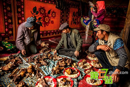 塔吉克斯坦：一场婚礼是整片高原的盛典