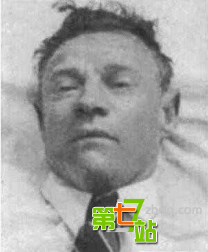 世界最另类未解之谜：怪异黑眼小孩