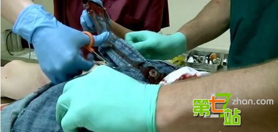 【胆小勿入】停尸房美女尸体竟是这样处理的！
