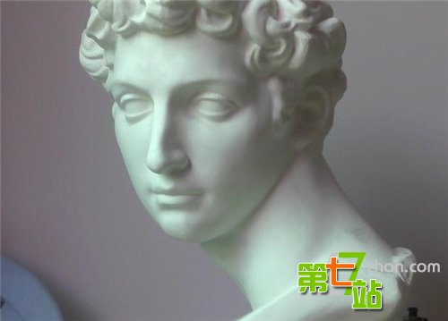 这些神秘生物竟是骗局！外星人由鸡皮做成