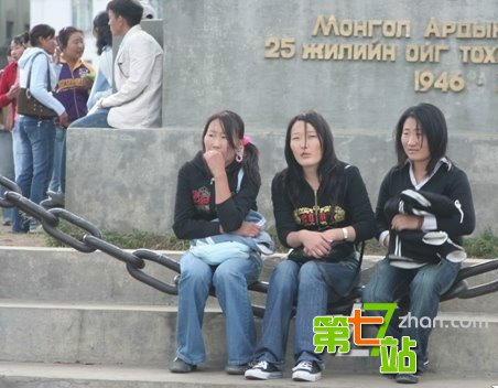 还在抱怨冻死狗了吗？瞧瞧零下71℃的生活