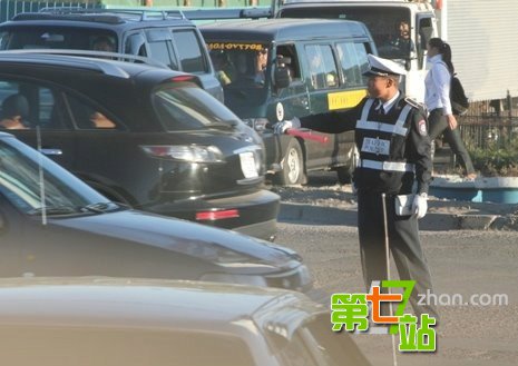 还在抱怨冻死狗了吗？瞧瞧零下71℃的生活