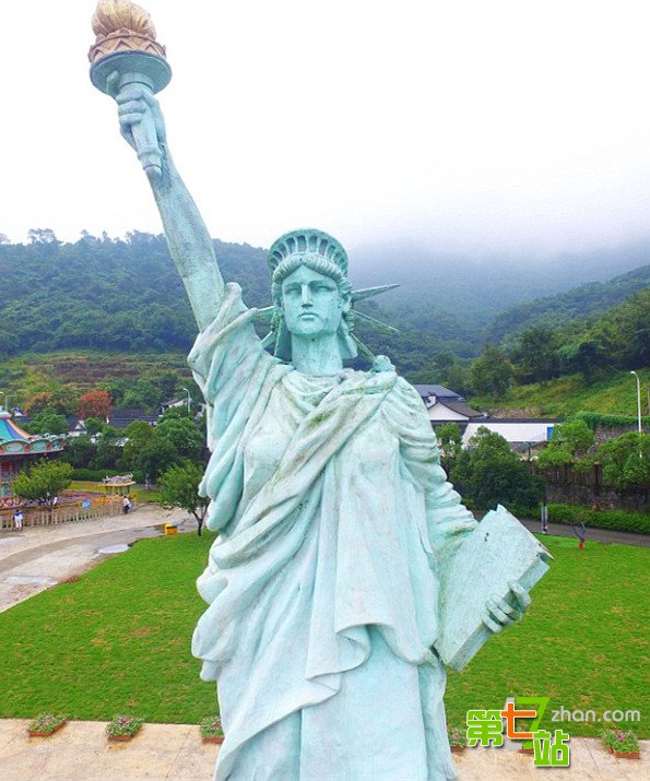 辣眼睛！盘点国各地的山寨版著名地标建筑