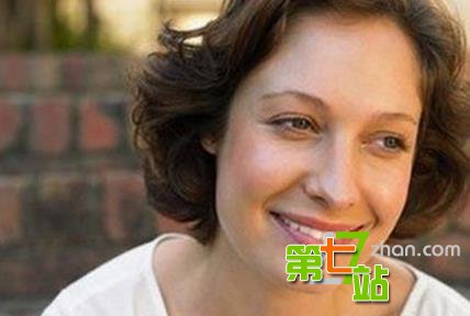 中国富商迎娶俄国美女：婚后竟过这样的生活