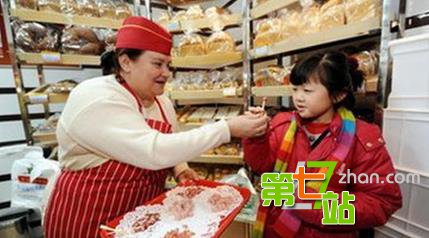 中国富商迎娶俄国美女：婚后竟过这样的生活