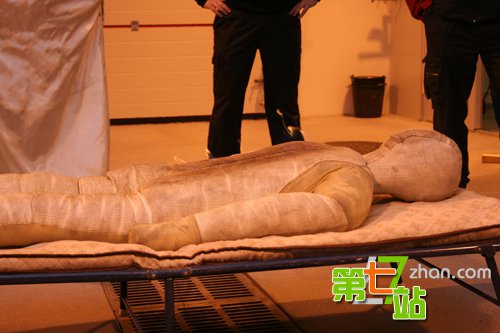 木乃伊制作术 揭秘巴布亚新几内亚的熏尸仪式