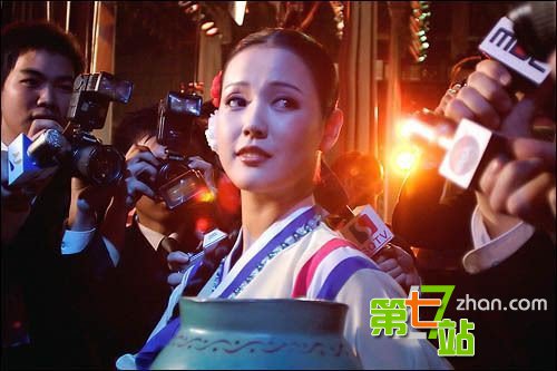 中国小伙买了个朝鲜姑娘：只能看不能碰